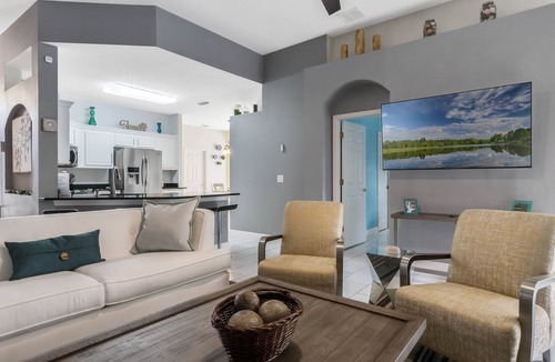 Calabay Parc Villa | Newly furnishedl pool and spa property for up to 8 guests