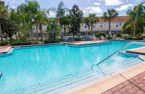 Cumbrian Lakes House | Nice Townhouse near Disney