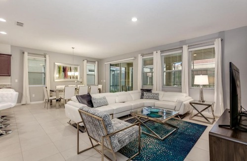Loughman House | No Bookable