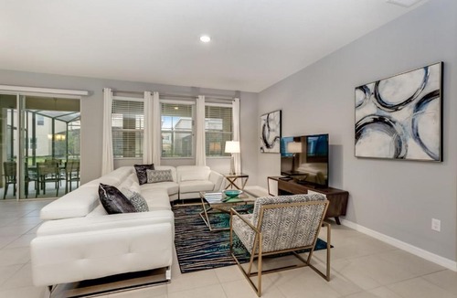 Loughman House | No Bookable