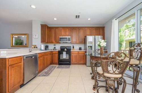 Orlando House | Orange County Convention Center, Universal & SeaWorld 3BD/4BA @Vista Cay home