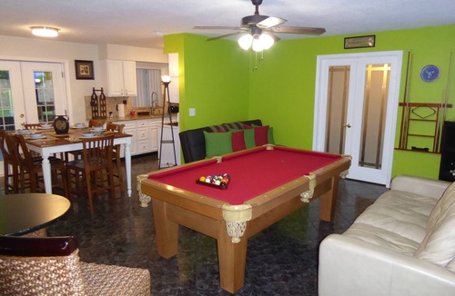 Altamonte Springs House | Orlando Area 4BR/2BA Home w/Jacuzzi & New Communal pool Disney Universal Daytona
