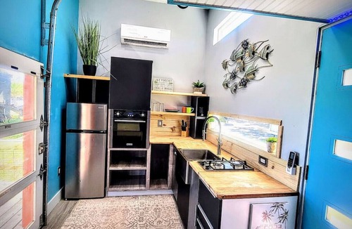 Northwest Orlando House | Orlando Sunshine Lake Shack