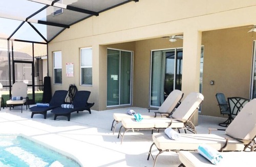 Loughman House | Ospreys Landing at Solterra Resort | Extended Lanai, Pool & Hot Tub/Spa with Bonus Room and Sofa Sleeper, Resort Amenities Included!