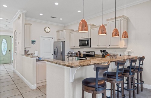 Reunion House | Palm Court Villa | Luxury Pool Home | Games Room | Minutes to Disney!