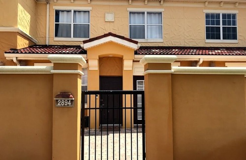 Waterstone House | Perfect Orlando Vacation Destination so close to Disney Parks & Entertainment!