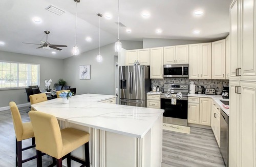 St. Cloud House | Pool House in Quiet Area, close to Disney and Universal