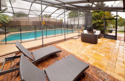 Orlando House | Pool & Lakeview home/3 Min Universal/15min Disney