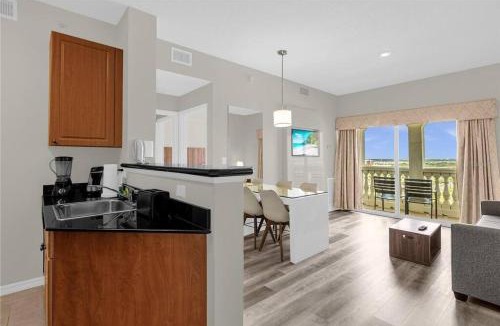 Florida Center Apartment | Premier Resort Condos Near Disney & Universal