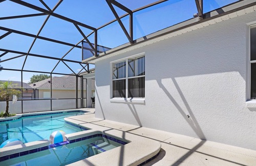 Calabay Parc Villa | PRIVATE POOL~Close to all things Florida!~COMFORT!~7 beds!