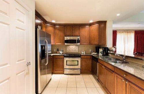 Reunion Resort | Rare Find! Comfy and Clean Units! Shuttle to Disney! 7 Restaurants, Water Park