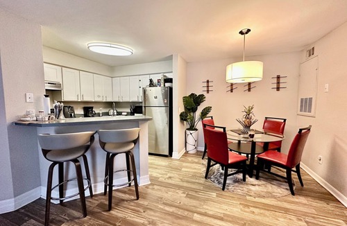 Kirkman North Apartment | Shared Apartment-Private Room & Bath in Orlando!