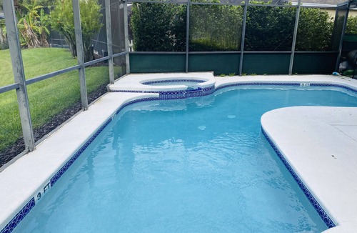 Calabay Parc House | Six Bedroom Luxury pool and spa villa