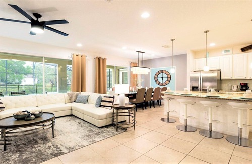 Sunridge Woods House | Solterra 8BR Greenview Pool/Spa Near Disney World