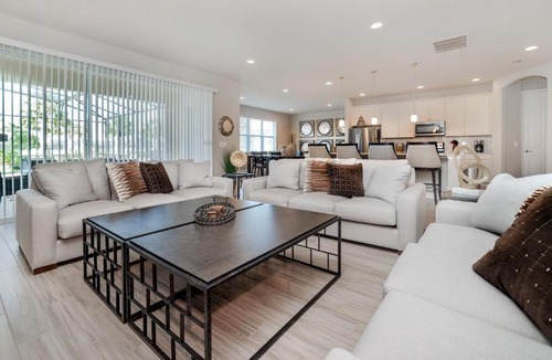 Loughman House | Solterra Resort - 9 Bed 7 Baths VILLA