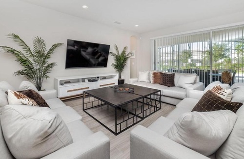 Loughman House | Solterra Resort - 9 Bed 7 Baths VILLA