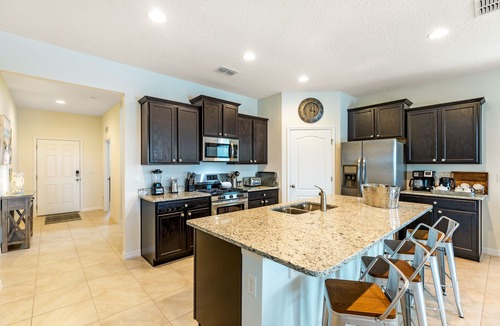 Loughman House | Solterra Sunshine - extra large pool/spa faces South- views - game room, resort