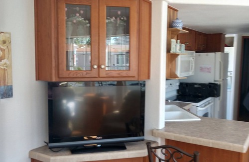 Kissimmee Resort | SPACIOUS 1 BEDROOM LOFT GOLF CART IN DISNEY AREA 5 STAR RATED MILL CREEK RESORT