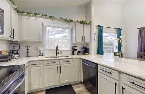Lake Wilson Preserve House | Spacious home with themed bedrooms, private pool, spa and enclosed patio