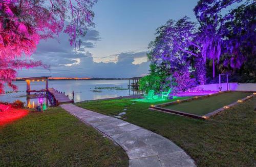 Southwest Orlando House | Spacious Lakefront House with Pool, Hottub, & Boating