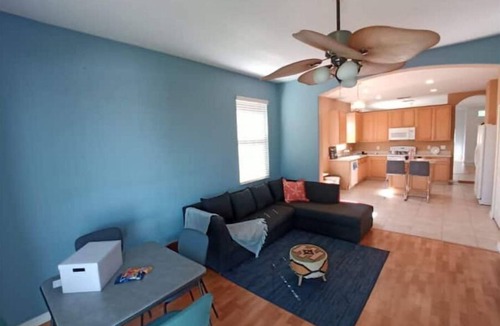 Vista East House | Spacious Orlando Vacation Home Close to All the Attractions, Plenty of Amenities