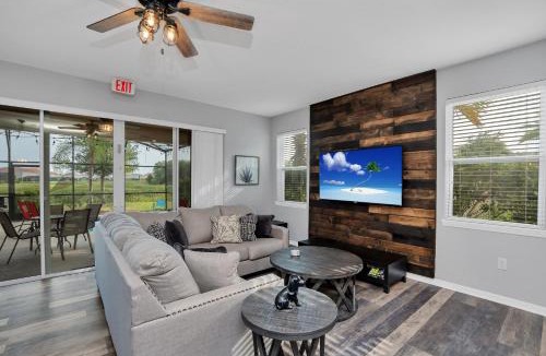 Loughman House | SplashPoolBBQFREE WaterPark 10mi to Disney