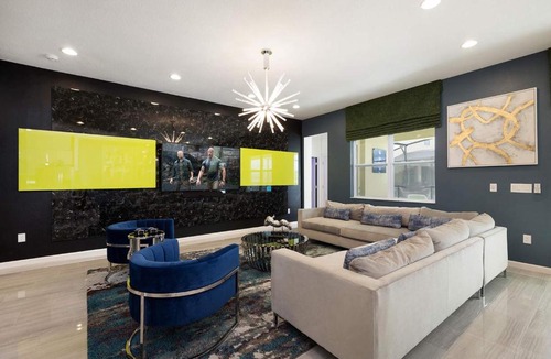 Loughman House | ST012V 10 Bed, Dinosaurs, Minions