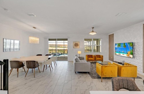 Kissimmee House | Storey Lake 9 BR Villa With Game Room