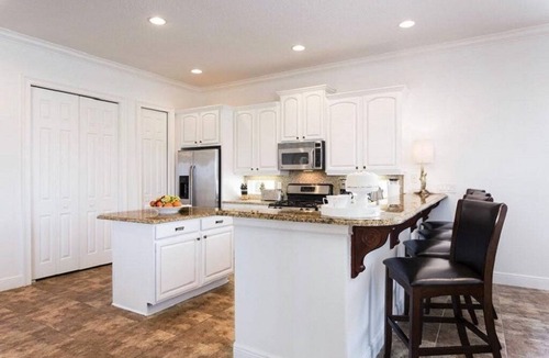 Reunion House | Stunning 6 bedroom villa on the beautiful Reunion resort Superb games room