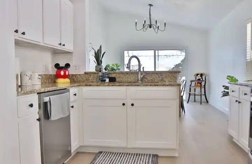 Kissimmee House | Stunning Lakefront Home with Private Pool & Gameroom