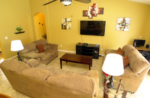 Highlands Reserve House | Stunning, large Highlands Reserve with game room and pool!