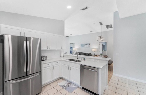 Loughman Villa | Stunning Newly Renovated Pool Home close to Disney