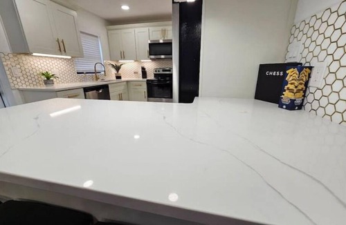 Lawsona - Fern Creek House | Stylish Duplex walkTO Lake Eola Orlando. Sleeps 8