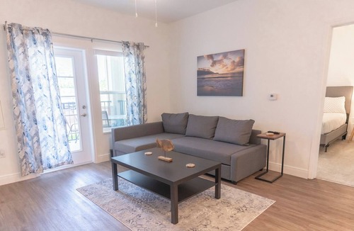 Kissimmee Apartment | Stylish, Modern 2 Bed/2 Bath Apartment in Kissimmee, Florida! Sleeps up to 6!