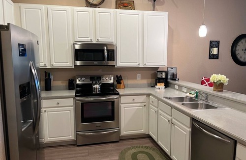 Bahama Bay Condo | Summer rental special in Bahama Bay Resort and Spa. 2 bedroom 2 bath