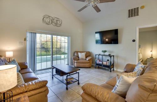 Buena Ventura Lakes House | Sunny Kissimmee Home with Pool about 12 Mi to Disney!
