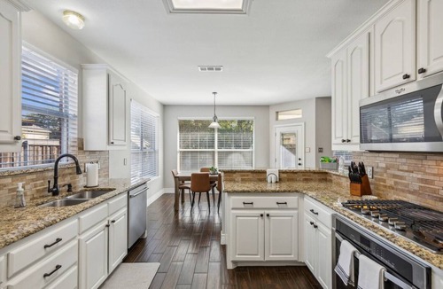 Flower Mound House | TCH - Spacious 5bd/4ba home in Flower Mound w/Off.