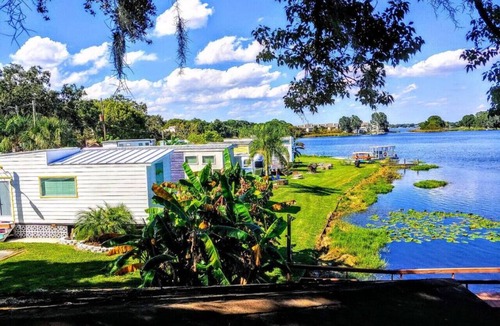 Northwest Orlando House | The Bermuda · The Bermuda- Unique Tiny Home with Lakefront View