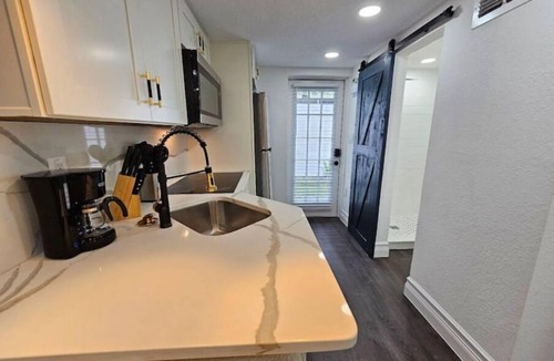 Lawsona - Fern Creek House | The Hideaway DT Orlando Tiny Home w Free Parking