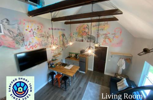 Sanford Apartment | The Jazz Loft