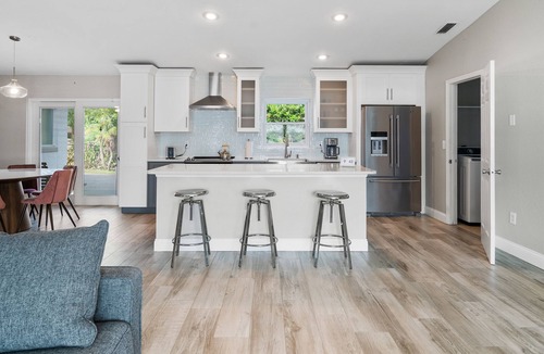 Orlando House | The Lake House - Next to Universal Studios