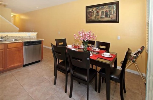 Crestwynd Bay House | The Location! Gorgeous 3BD/3BA Townhome, Close To Disney World