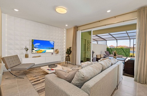 Loughman House | Townhouse*Private Pool*THEMED Rooms*FREE waterpark