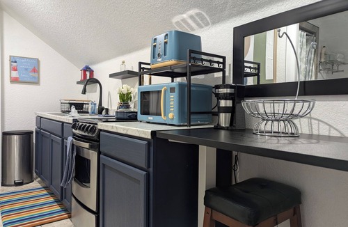 Northwest Orlando House | Welcome to the Treetop Villa. An Orlando Victorian Getaway!