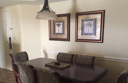 Lake Buena Vista House | Wyndham Bonnet Creek Deluxe Condo closest Disney!