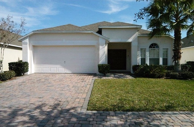 4/3 Disney Area Vacation Rental with OUTDOOR HOT TUB, GAMES ROOM & FREE WIFI!