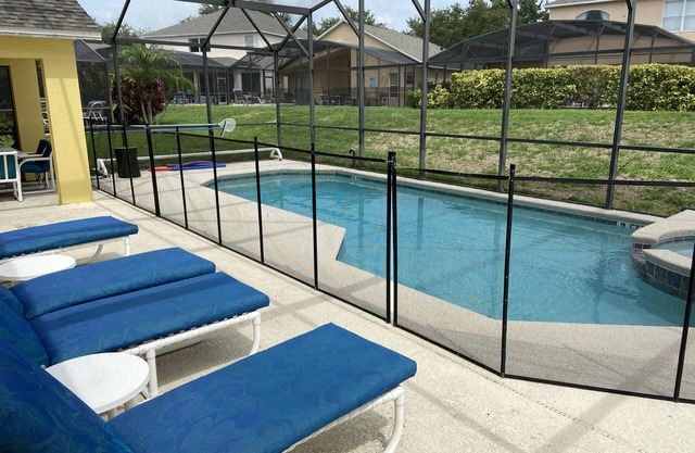 4 bed pool home on gated community Emerald Island Resort only minutes from Disney