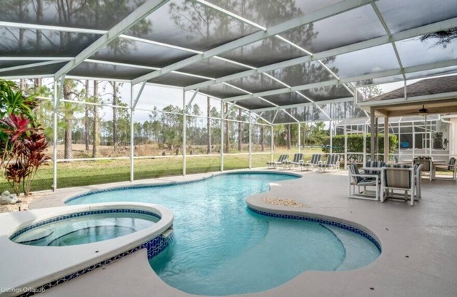 5 Bed Villa with Golf Course View 458BD