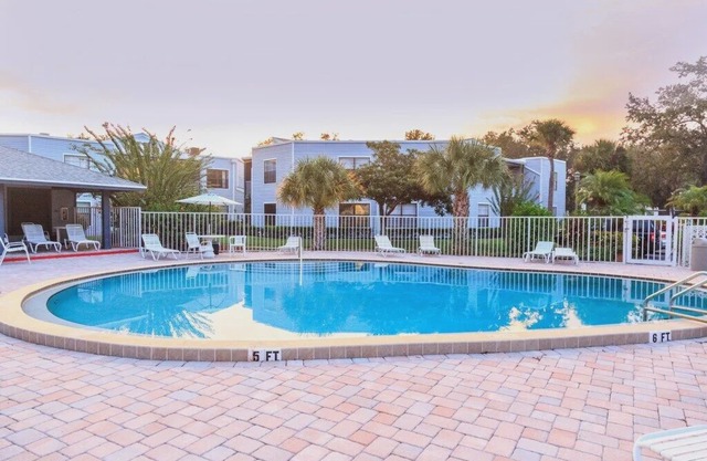 ATRIUM DRIVE GETAWAY