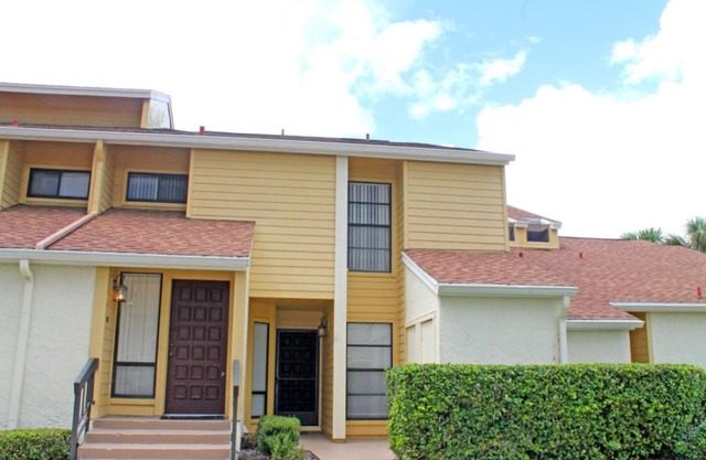 Clubview Condo #231699